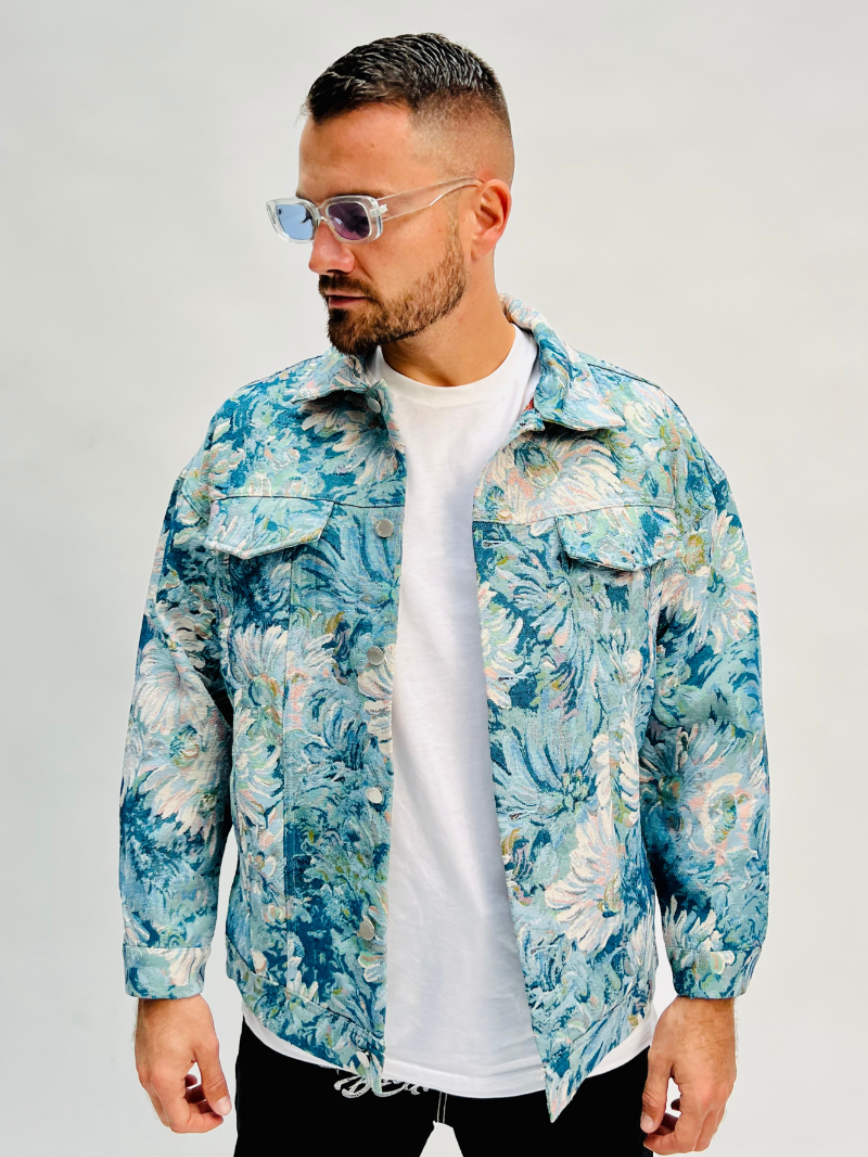 Veste flowers