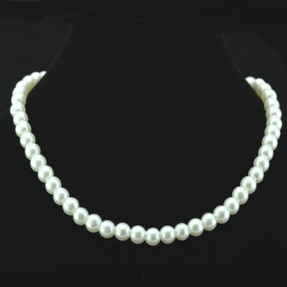 pearl necklace